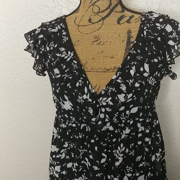 Converse One Star Floral Ruffle Dress Size XS - Picture 2 of 5